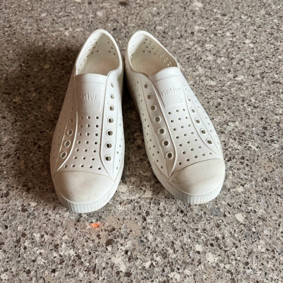 Native Women's Shoes - Jefferson Size: 10W / 8M - Picture 3 of 7